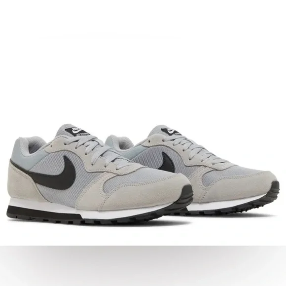 Nike MD runner 2 men’s 13 wolf grey 749794-002 - Picture 1 of 10
